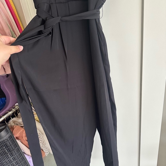 Le Chateau Black Maxi Dress - Picture 2 of 3